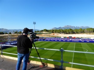 El partido ante el Sevilla será retransmitido en directo a nivel nacional e internacional