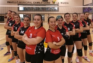 Equipo Cadete del Club Voleibol La Nucía que ha logrado el ascenso