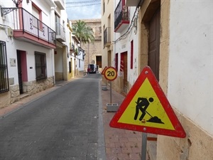 El carrer la Llosa ha cambiado su sentido de circulación