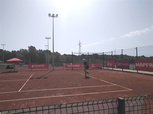 Este Torneo está destinado a los jugadores situados a partir del Top-100 del ranking mundial masculino ATP