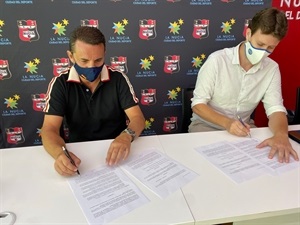 Este convenio se ha firmado esta mañana en el Estadi Olímpic Camilo Cano