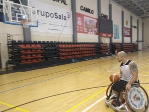 Las excelentes instalaciones de la Ciutat Esportiva Camilo Cano, siguen atrayendo a deportistas de élite