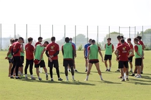 El equipo de César Ferrando afronta su primer test de premteporada