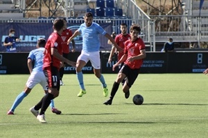 El CF La Nucía cosechó la primera derrota de la temporada