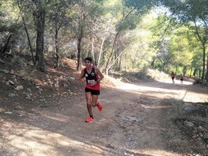 El atleta Javier López Oltra fue el primero del podio local en esta prueba