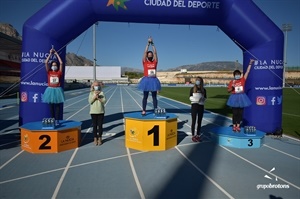 En féminas locales primera fue Alitz Fernández, 2ª Marta García y 3ª Rocío Coloma