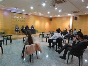 La reunión tuvo lugar el viernes por la tarde en el Centre Juvenil