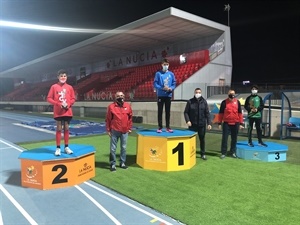 Podium masculino del Provincial sub 16 con 1º CA Danium, 2º Petrer Capet y 3º San Vicente