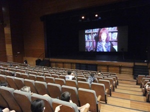 El encuentro literario se realizó en l'Auditori de La Nucía