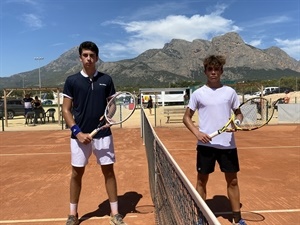 La final masculina la disputaron Carles Córdoba y Pablo Martínez en la Academia Ferrer de La Nucía