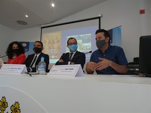 el profesor y doctor Abel Soler de la Universitat Jaume I de Castelló, durante su intervención