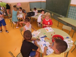 49 alumn@s de l’Escola d’Estiu están becados con subvención